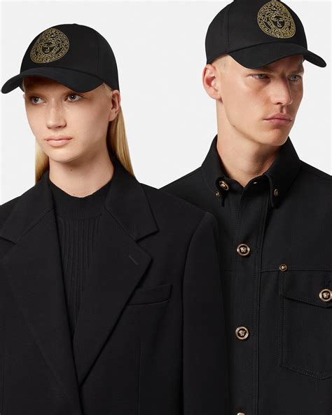 versace capi con borchie|Versace Outlet: saldi online esclusivi .